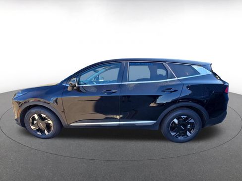 Used 2026 Kia Sportage LX FWD image 3