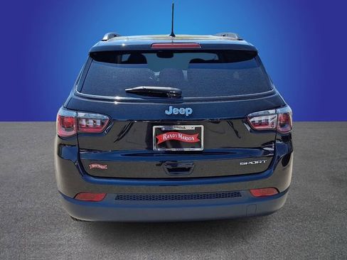 Used 2018 Jeep Compass Sport FWD image 5