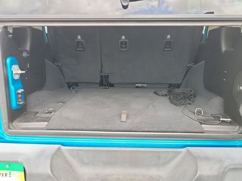 Used 2019 Jeep Wrangler Unlimited Sport S image 10