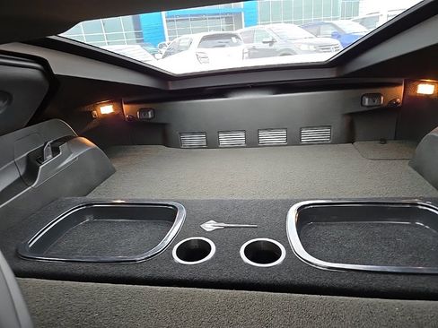 Used 2019 Chevrolet Corvette Stingray Coupe w/ Carbon Flash Badge Package image 51