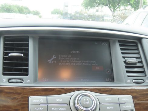 Used 2018 Nissan Armada Platinum w/ Captain Seat Package AWD/4WD image 31
