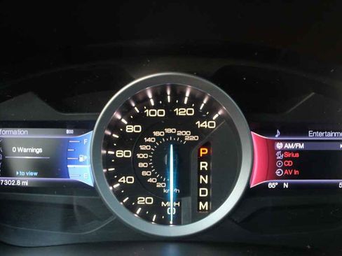 Used 2013 Ford Explorer XLT image 16