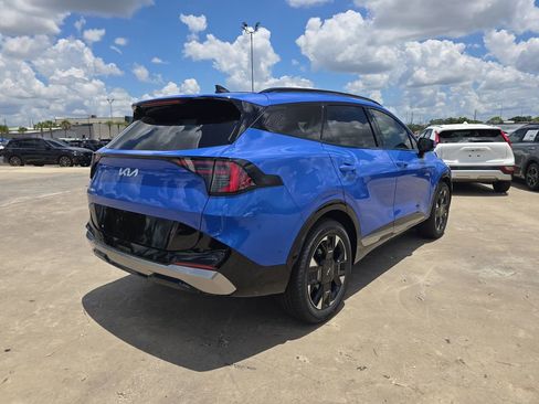 New 2026 Kia Sportage SX FWD image 8