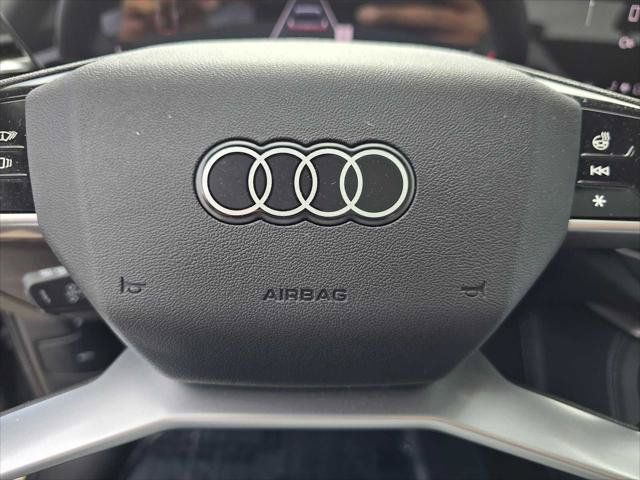 Used 2025 Audi Q5 Premium Plus w/ Premium Plus AWD/4WD image 25