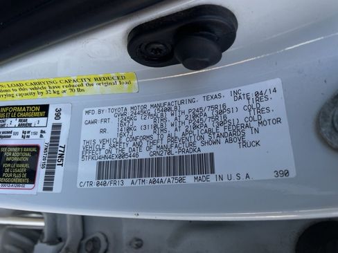 Used 2014 Toyota Tacoma PreRunner image 29