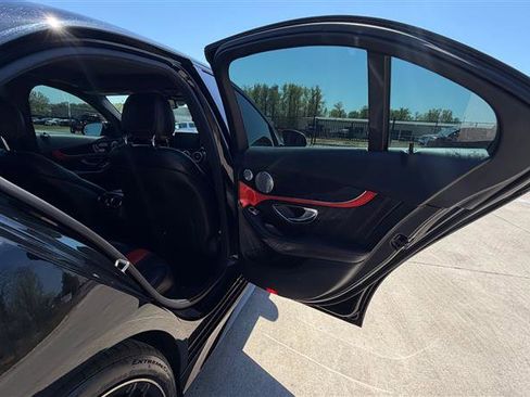 Used 2017 Mercedes-Benz C 63 AMG S image 23
