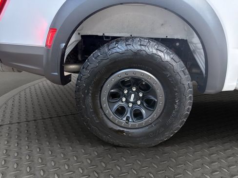 Used 2022 Ford F150 Raptor w/ Equipment Group 801A High AWD/4WD image 26