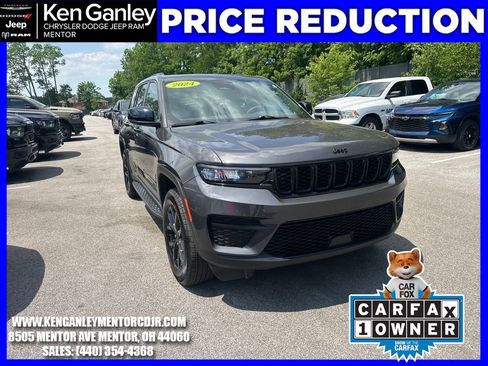 Used 2024 Jeep Grand Cherokee Altitude AWD/4WD image 1