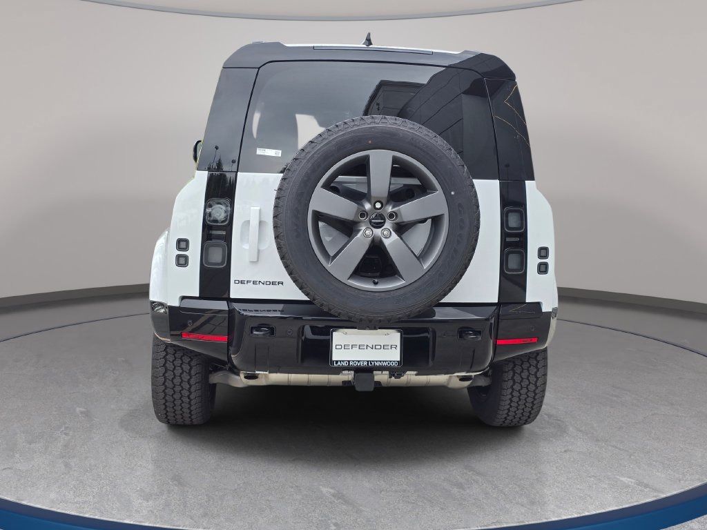 New 2026 Land Rover Defender 110 X-Dynamic SE AWD/4WD image 6