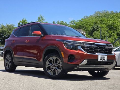 Used 2024 Kia Seltos S AWD/4WD image 1