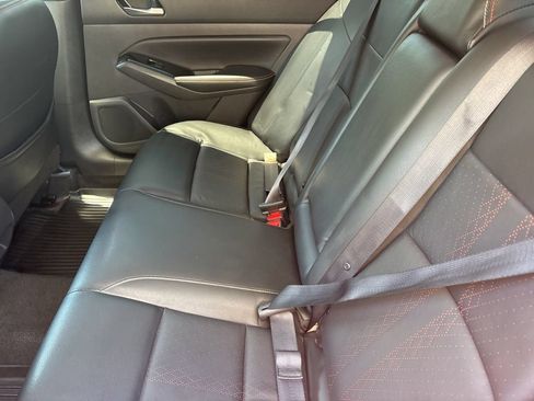 Used 2023 Nissan Altima 2.5 SR w/ SR Premium Package FWD image 30