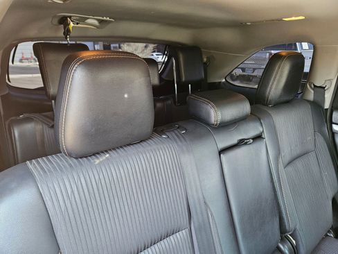 Used 2017 Toyota Highlander Plus w/ Protection Package #3 FWD image 24