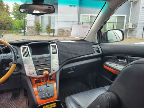 Used 2006 Lexus RX 330 AWD image 12