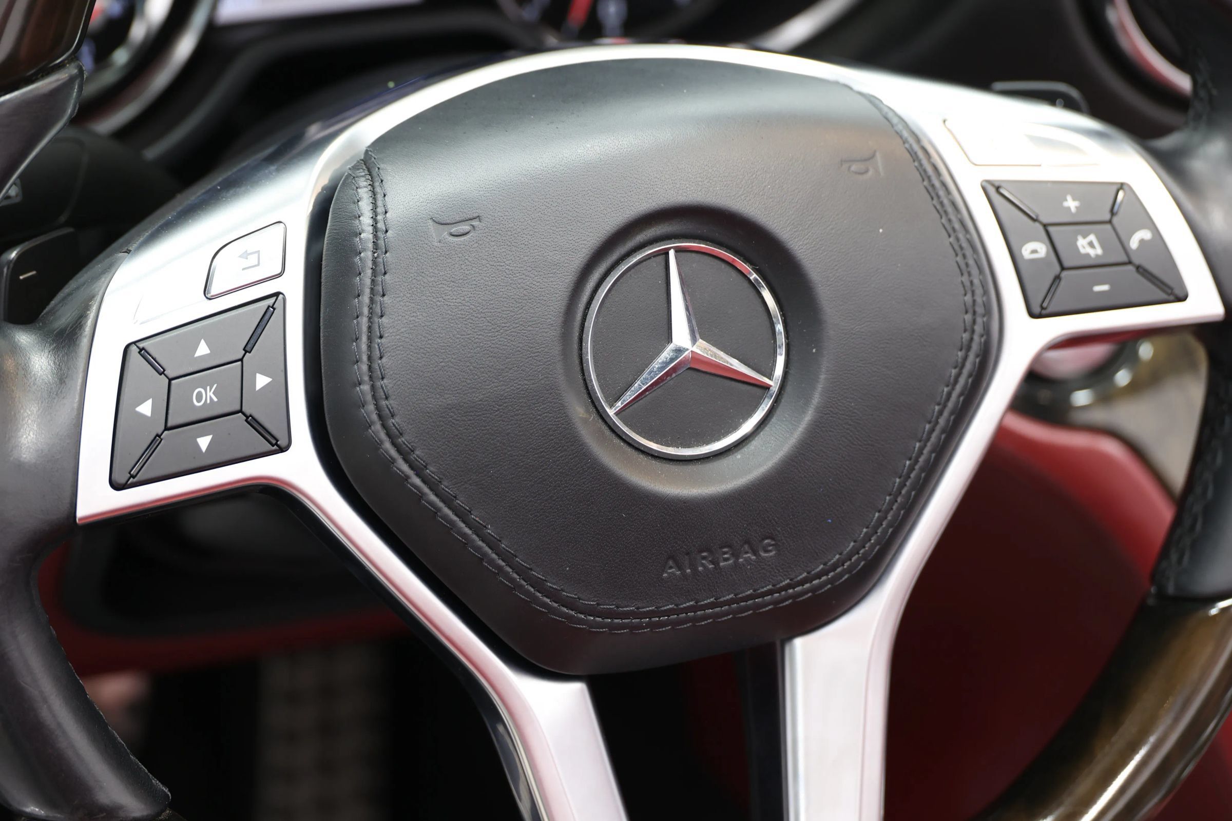 Used 2013 Mercedes-Benz SL 65 AMG image 24