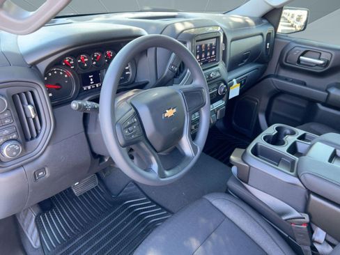 New 2026 Chevrolet Silverado 1500 Custom w/ LPO, Dark Essentials Package RWD image 4
