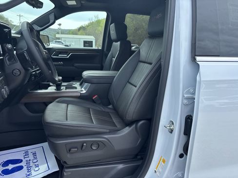 New 2026 Chevrolet Silverado 1500 High Country w/ High Country Premium Package AWD/4WD image 14