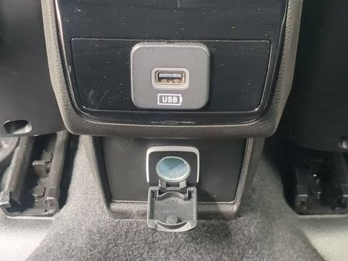 Used 2025 Jeep Compass Trailhawk AWD/4WD image 16