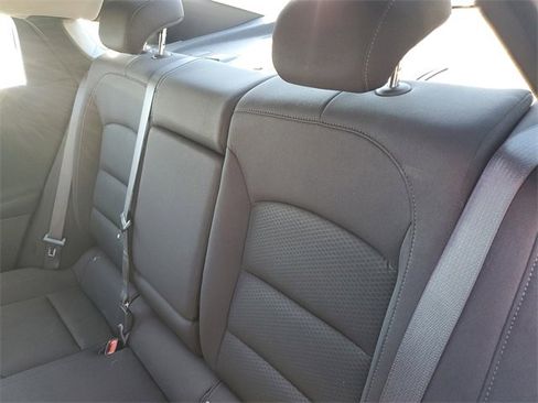 Used 2024 Chevrolet Malibu LT image 10