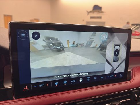 Used 2025 Lincoln Corsair Grand Touring w/ Equipment Group 302A image 30