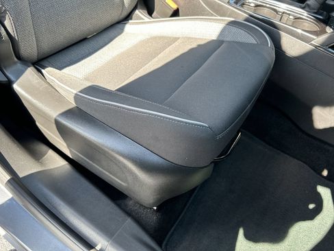 Used 2021 Chevrolet TrailBlazer LT w/ Convenience Package AWD/4WD image 14