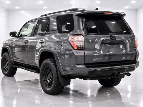 Used 2016 Toyota 4Runner TRD Pro AWD/4WD image 3