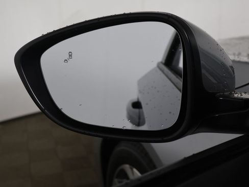 Used 2020 Honda Accord EX image 33