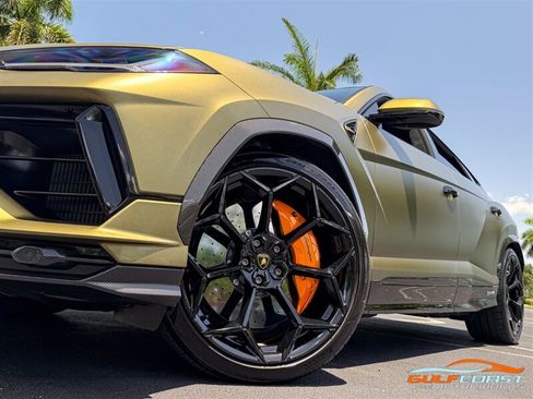 Used 2024 Lamborghini Urus Performante AWD/4WD image 11