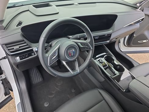 Used 2025 Buick Envision Preferred AWD/4WD image 16