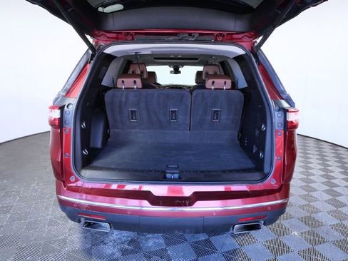 Used 2018 Chevrolet Traverse High Country w/ LPO, Floor Liner Package AWD/4WD image 9