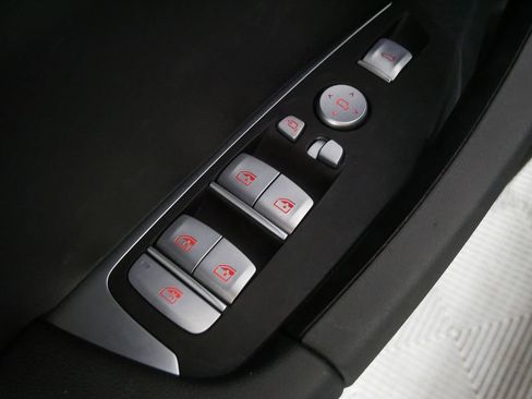 Used 2023 BMW X3 xDrive30i image 13