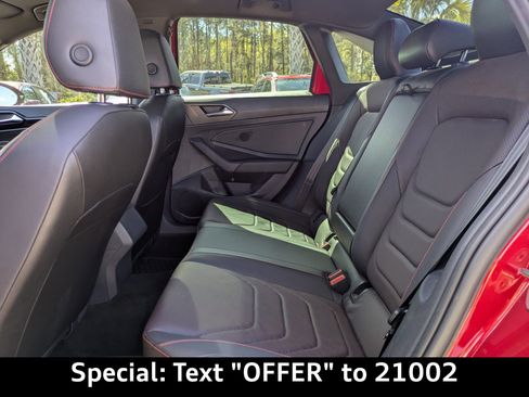 Used 2022 Volkswagen Jetta GLI Autobahn image 12