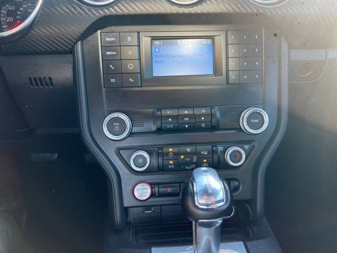 Certified 2021 Ford Mustang Coupe image 11