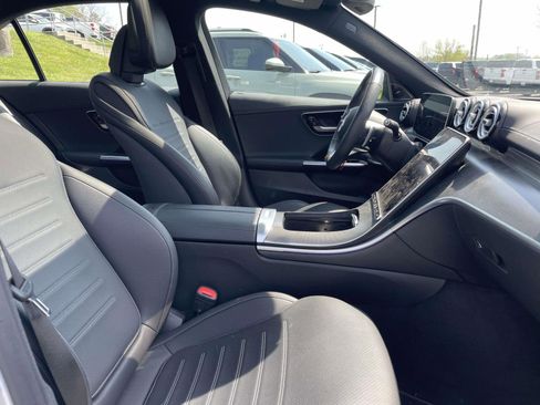 Used 2023 Mercedes-Benz C 300 Sedan image 12