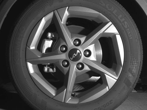 Used 2025 Kia K4 LXS image 12