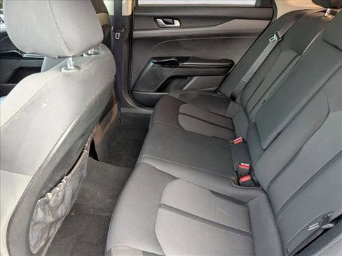 Used 2022 Kia K5 LXS image 17