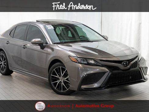 Certified 2024 Toyota Camry SE w/ Cold Weather Package FWD image 1