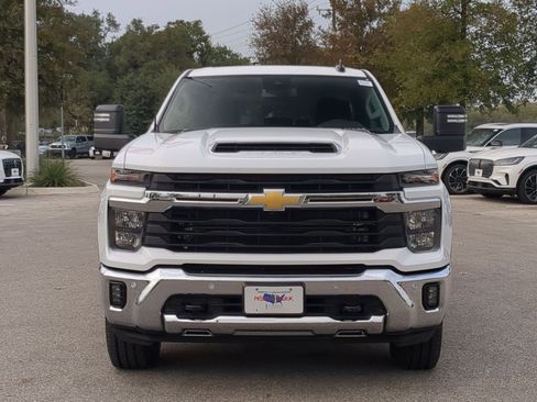 Used 2025 Chevrolet Silverado 2500 LT w/ Safety Package image 8