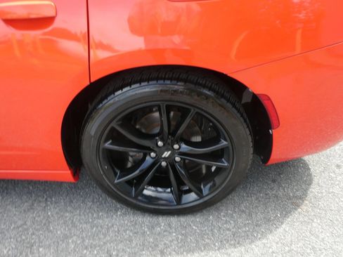 Used 2018 Dodge Charger SXT w/ Blacktop Package RWD image 32