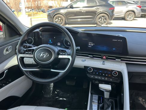Certified 2023 Hyundai Elantra Limited w/ Cargo Package image 24