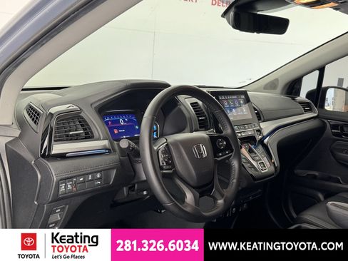 Used 2024 Honda Odyssey Touring image 13