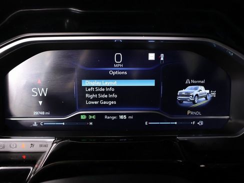 Used 2022 Chevrolet Silverado 1500 LT image 4