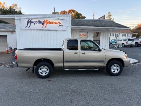 Used 2006 Toyota Tundra SR5 image 2