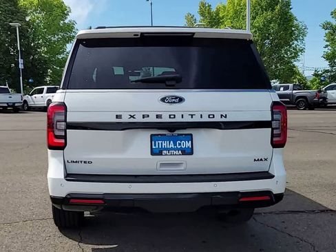 Used 2024 Ford Expedition Max Limited AWD/4WD image 7