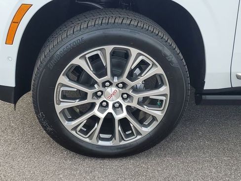 New 2026 GMC Yukon Denali w/ Denali Reserve Package image 35