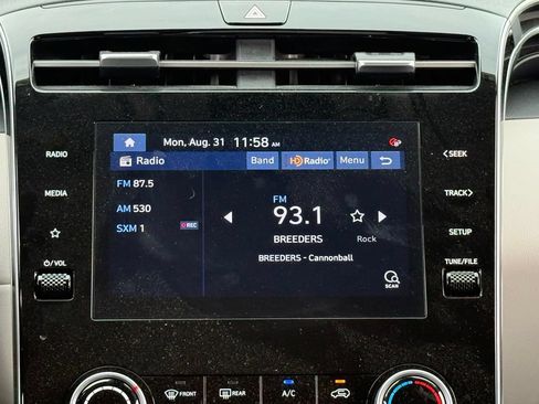 Used 2022 Hyundai Tucson SEL AWD/4WD image 17