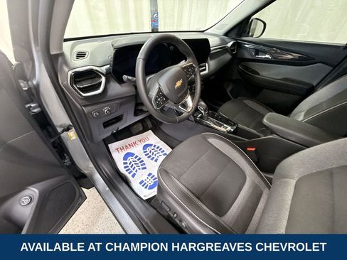 Used 2024 Chevrolet TrailBlazer LT w/ Convenience Package FWD image 13