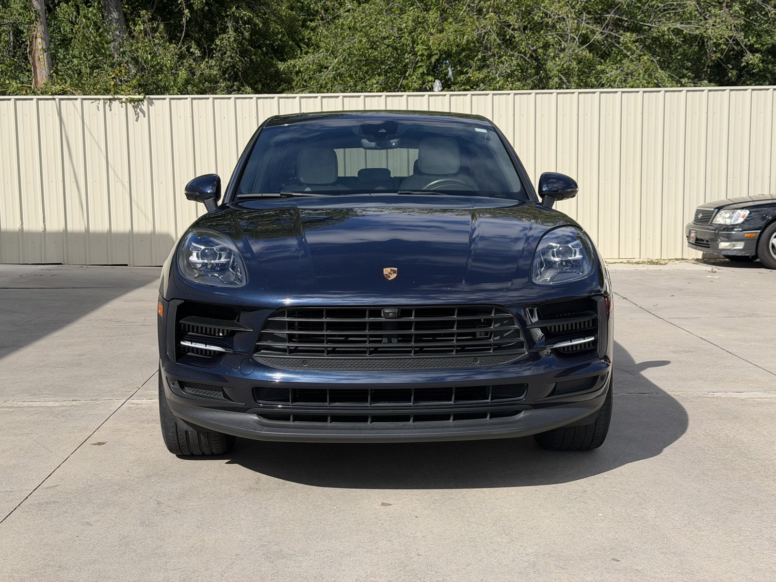 Used 2020 Porsche Macan S AWD/4WD image 2