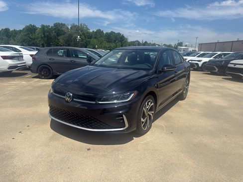 New 2026 Volkswagen Jetta SEL FWD image 1