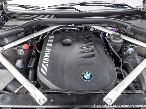 Used 2023 BMW X7 xDrive40i w/ M Sport Package image 31