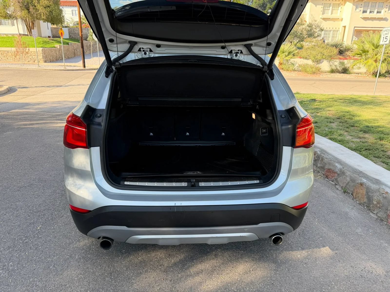 Used 2017 BMW X1 xDrive28i AWD/4WD image 14